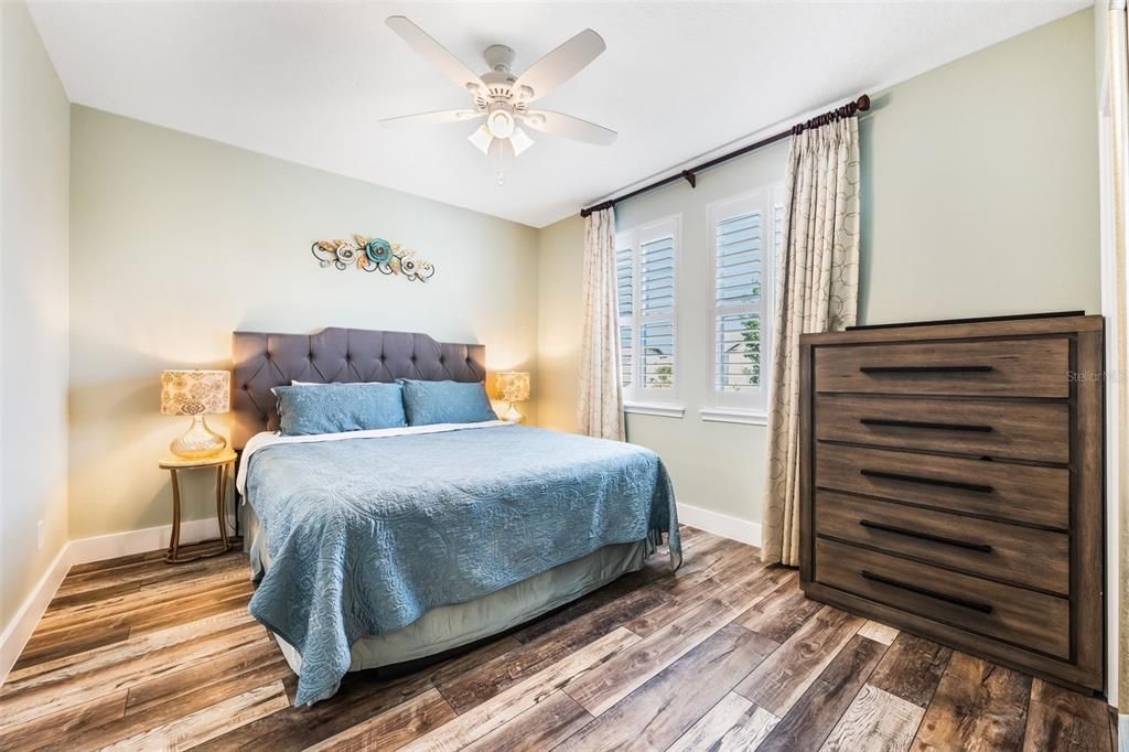 For Sale: $1,389,000 (5 beds, 4 baths, 4198 Square Feet)