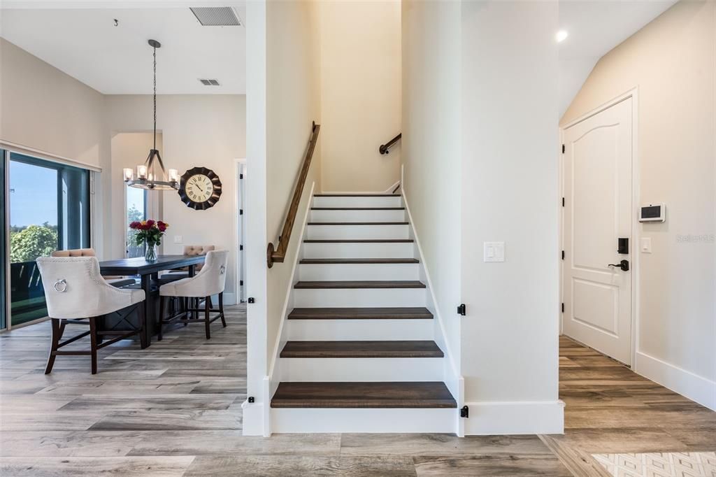 For Sale: $1,389,000 (5 beds, 4 baths, 4198 Square Feet)