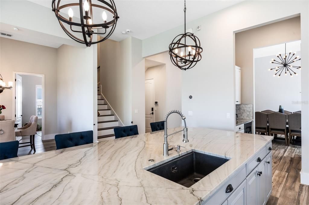 For Sale: $1,389,000 (5 beds, 4 baths, 4198 Square Feet)