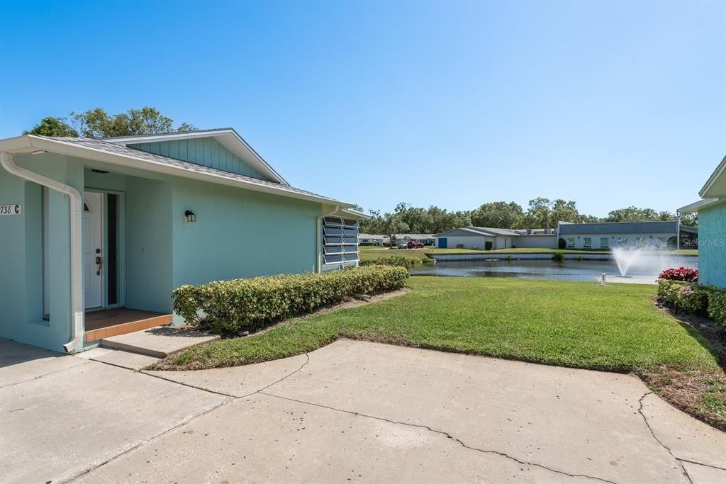 For Sale: $140,000 (1 beds, 1 baths, 814 Square Feet)