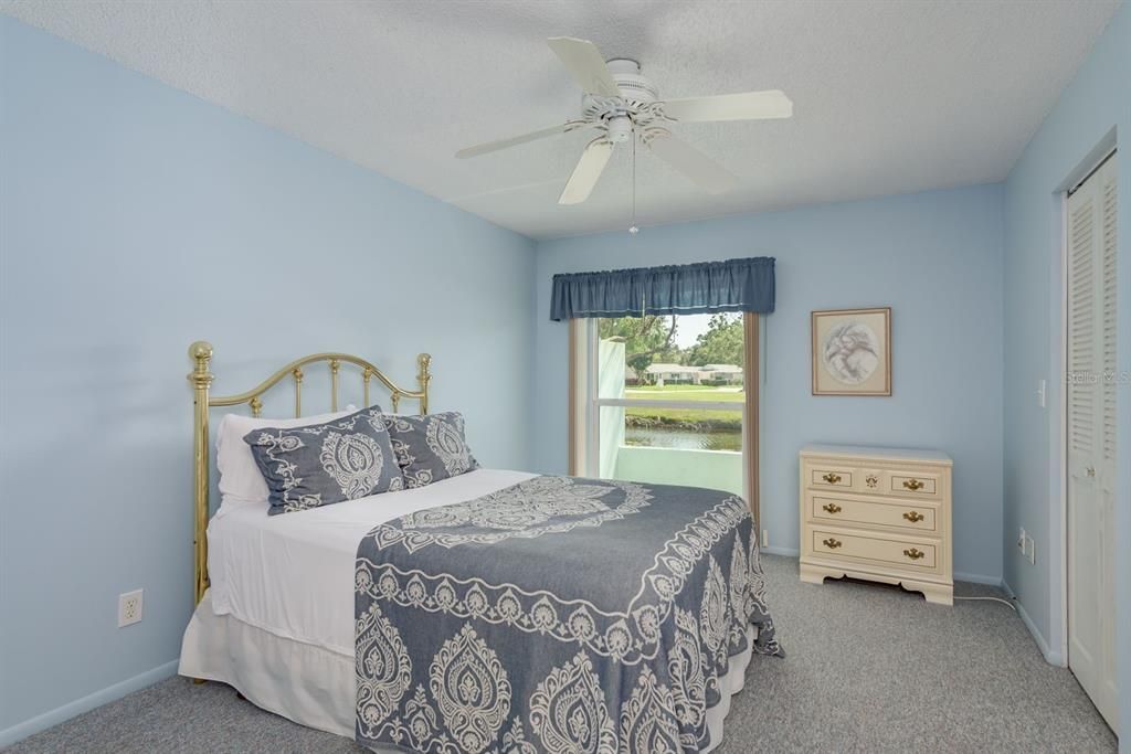 For Sale: $140,000 (1 beds, 1 baths, 814 Square Feet)