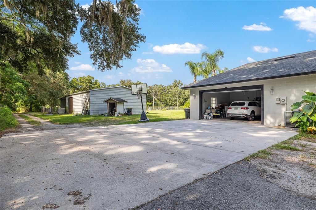 For Sale: $679,000 (4 beds, 3 baths, 2844 Square Feet)