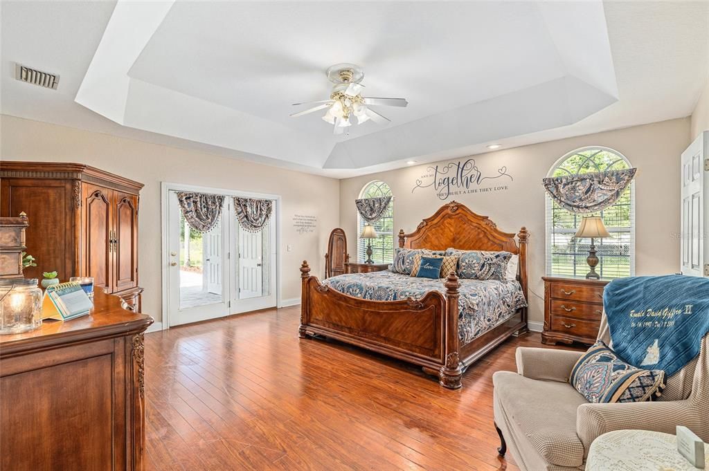 For Sale: $679,000 (4 beds, 3 baths, 2844 Square Feet)