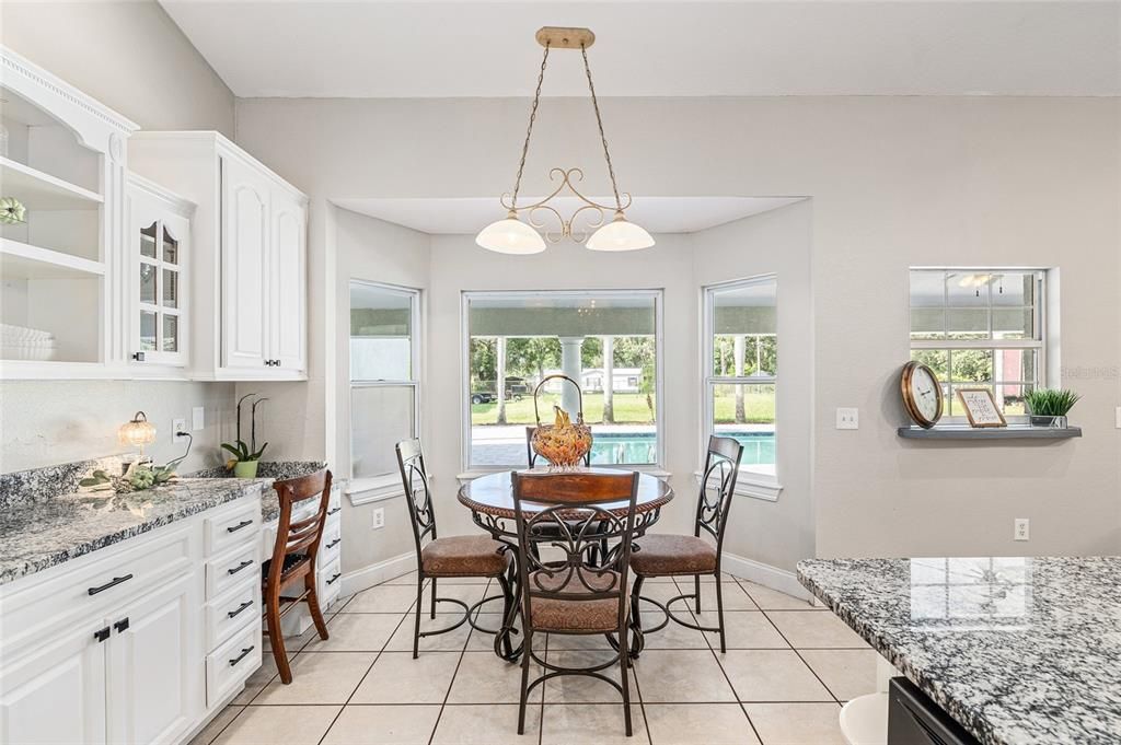 For Sale: $679,000 (4 beds, 3 baths, 2844 Square Feet)