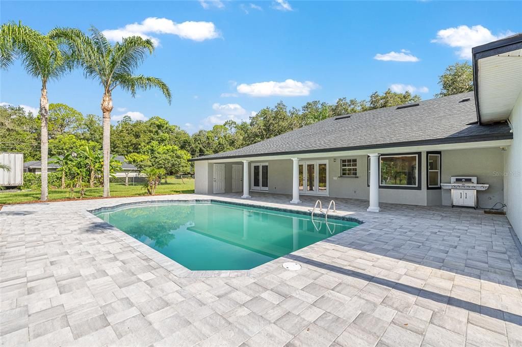 For Sale: $679,000 (4 beds, 3 baths, 2844 Square Feet)