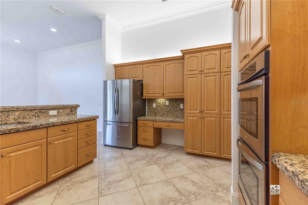 На продажу: $860,000 (4 спален, 2 ванн, 2991 Квадратных фут)