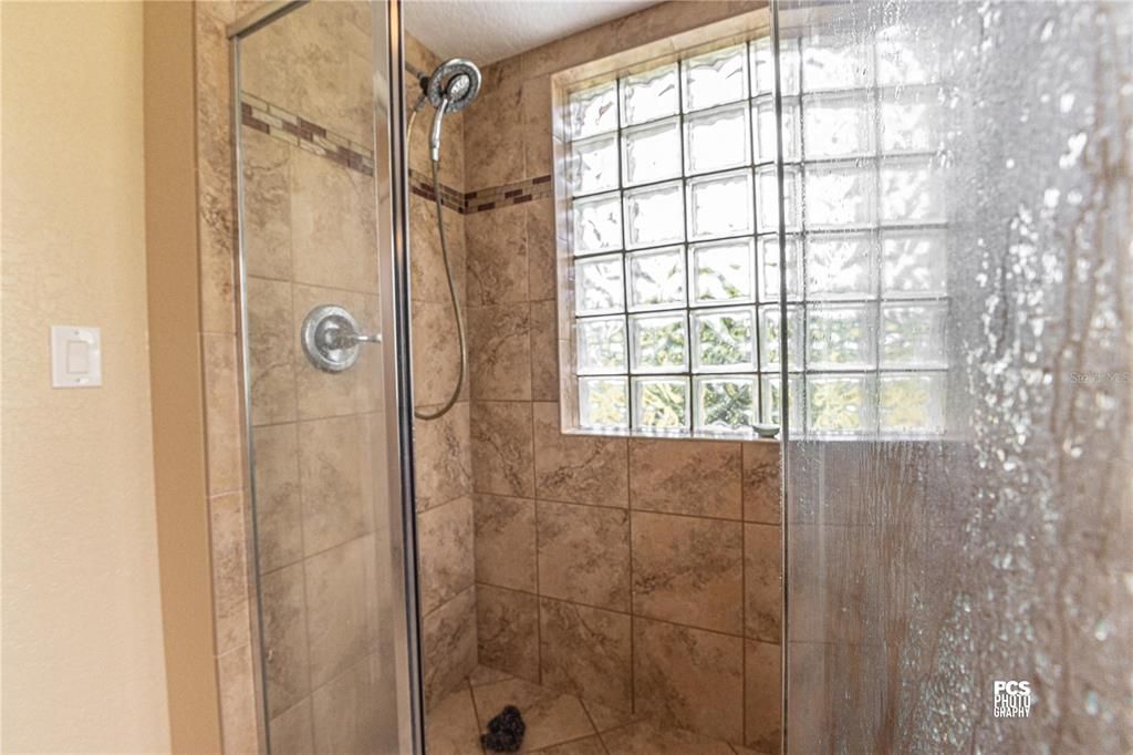 На продажу: $860,000 (4 спален, 2 ванн, 2991 Квадратных фут)