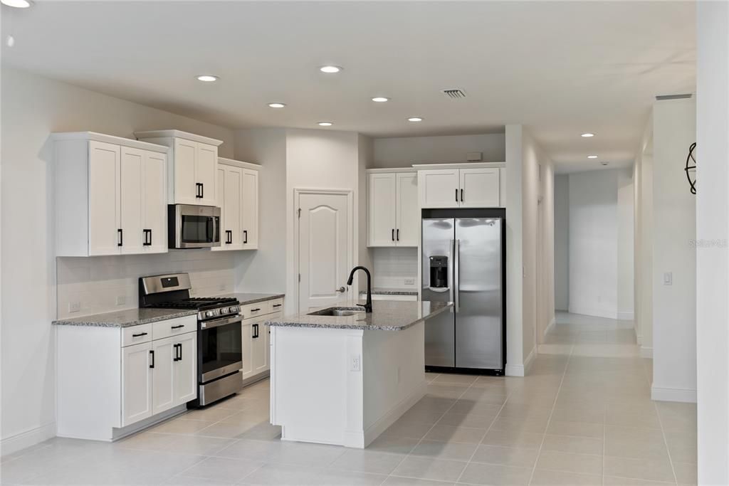 出租: $2,680 (3 贝兹, 2 浴室, 1859 平方英尺)