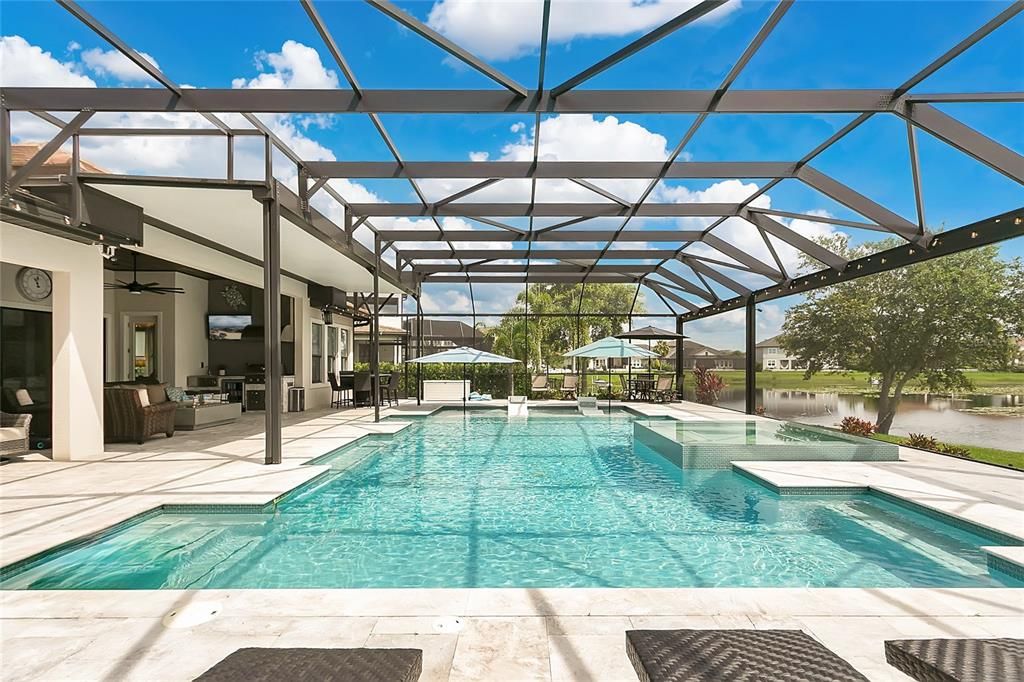 Под контрактом: $2,225,000 (5 спален, 5 ванн, 4092 Квадратных фут)