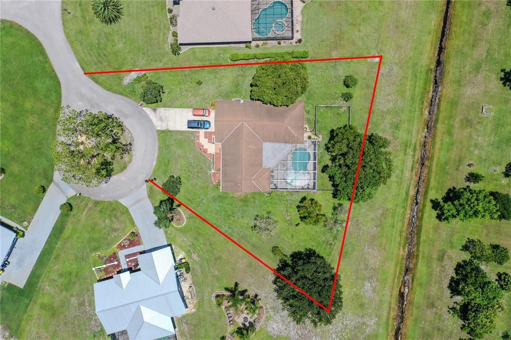 Active With Contract: $289,990 (3 beds, 2 baths, 1876 Square Feet)