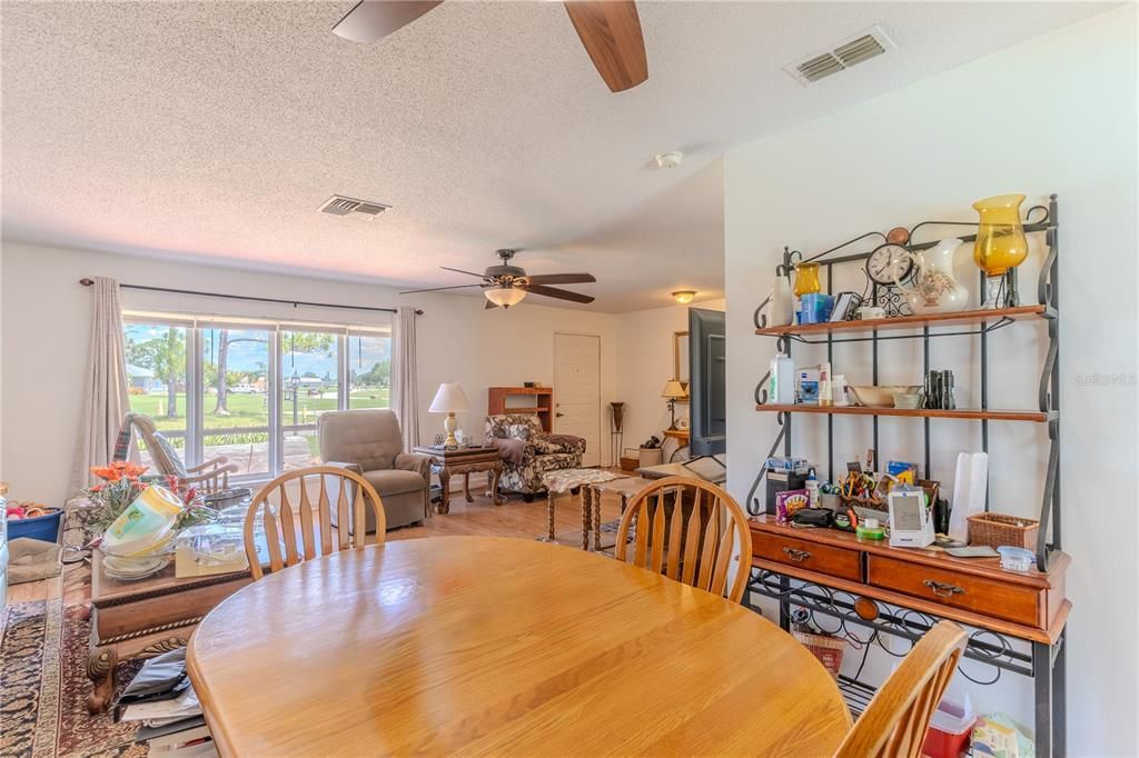 Active With Contract: $289,990 (3 beds, 2 baths, 1876 Square Feet)