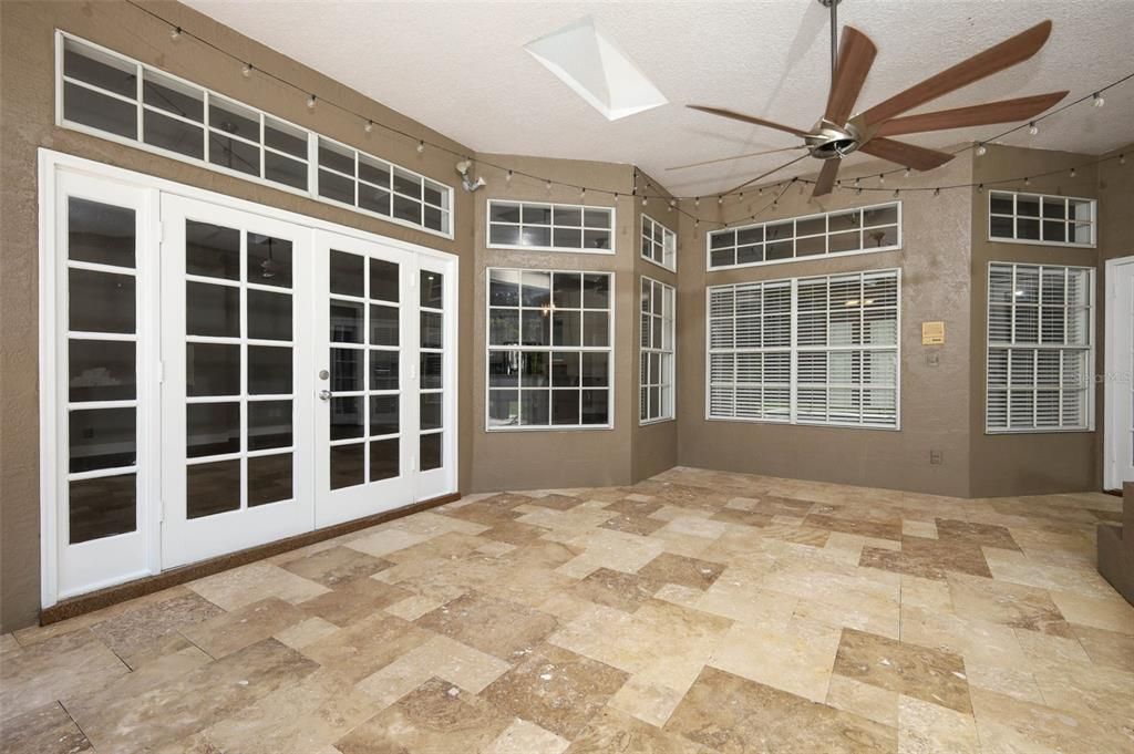 待售: $764,900 (4 贝兹, 3 浴室, 2684 平方英尺)