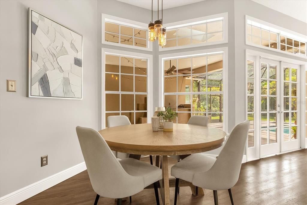 待售: $764,900 (4 贝兹, 3 浴室, 2684 平方英尺)