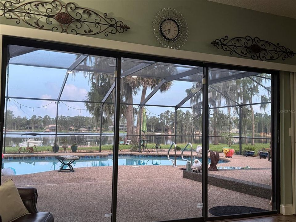 En Venta: $949,000 (3 camas, 3 baños, 2198 Pies cuadrados)