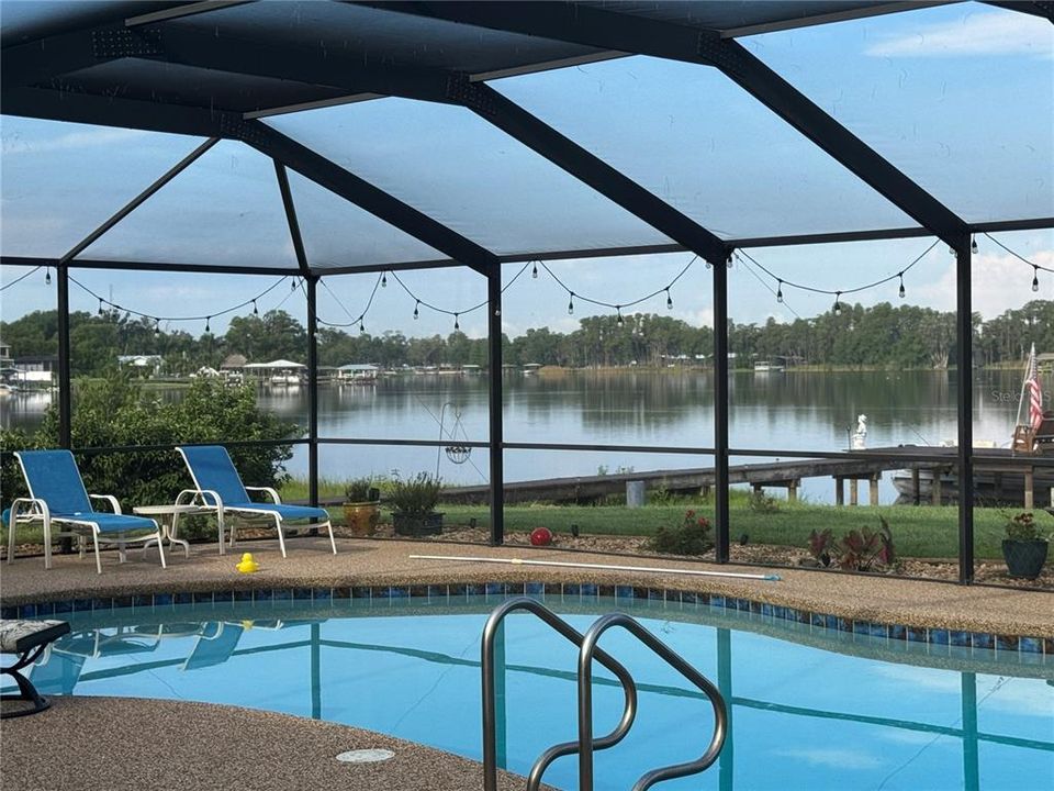 En Venta: $949,000 (3 camas, 3 baños, 2198 Pies cuadrados)