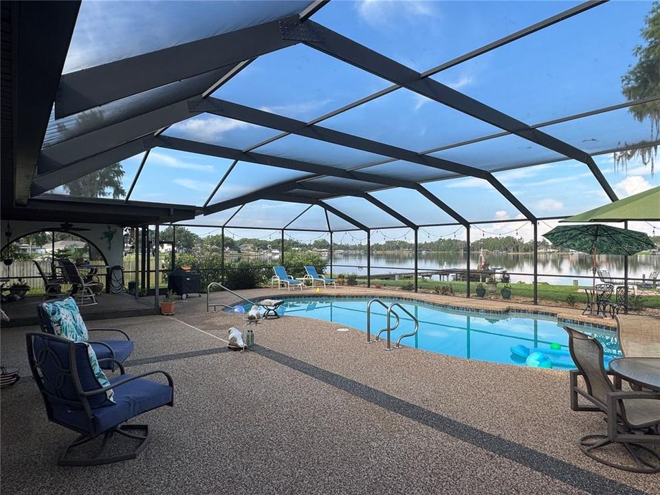 En Venta: $949,000 (3 camas, 3 baños, 2198 Pies cuadrados)