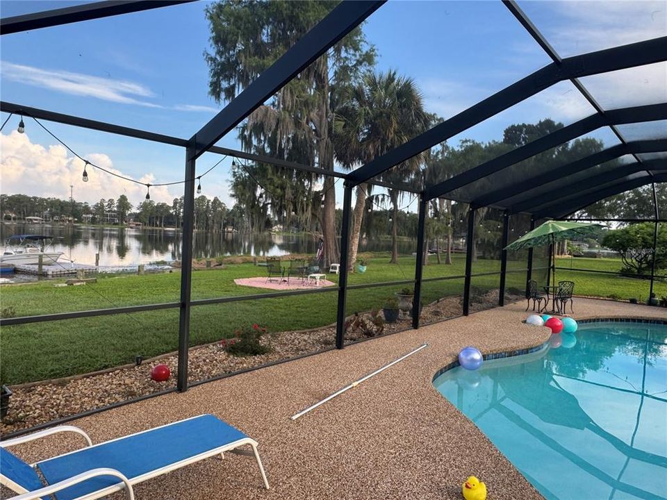 En Venta: $949,000 (3 camas, 3 baños, 2198 Pies cuadrados)