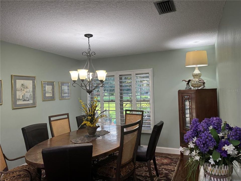 En Venta: $949,000 (3 camas, 3 baños, 2198 Pies cuadrados)