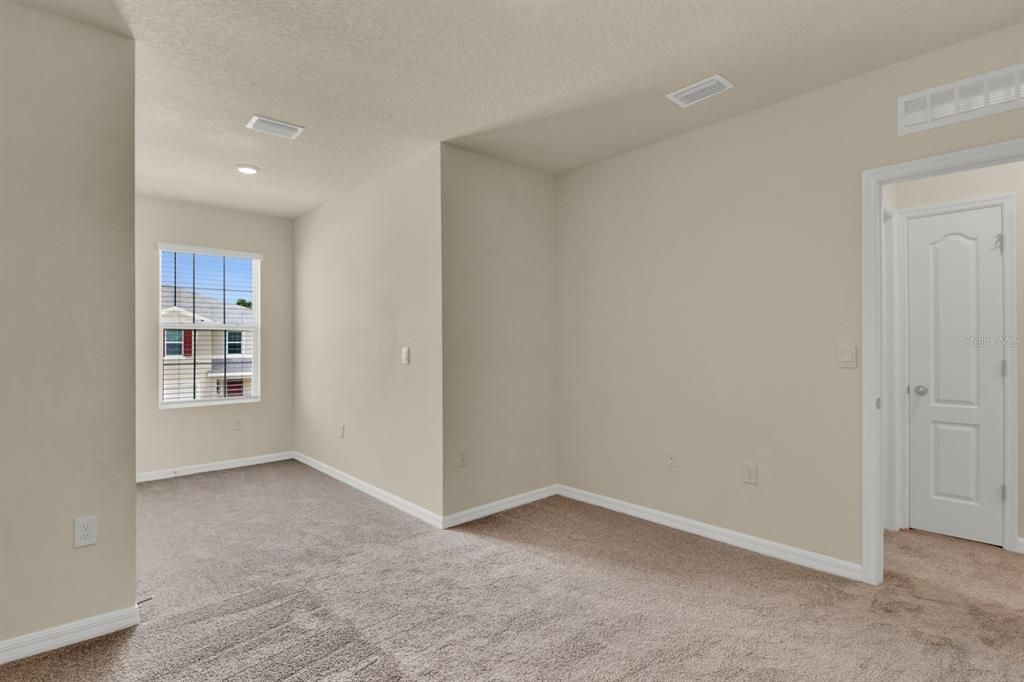 En Renta: $1,940 (3 camas, 2 baños, 1673 Pies cuadrados)