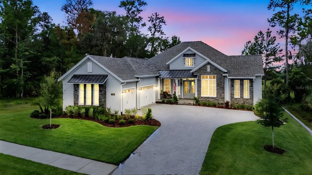 Vendido Recientemente: $1,075,000 (4 camas, 5 baños, 3368 Pies cuadrados)