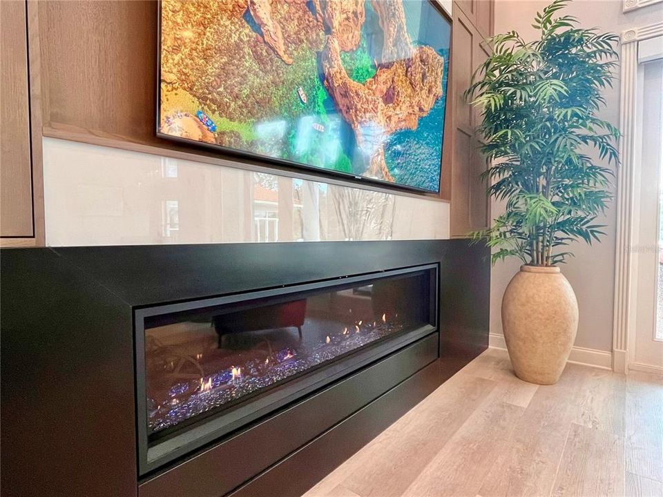 For Sale: $1,650,000 (5 beds, 6 baths, 5631 Square Feet)