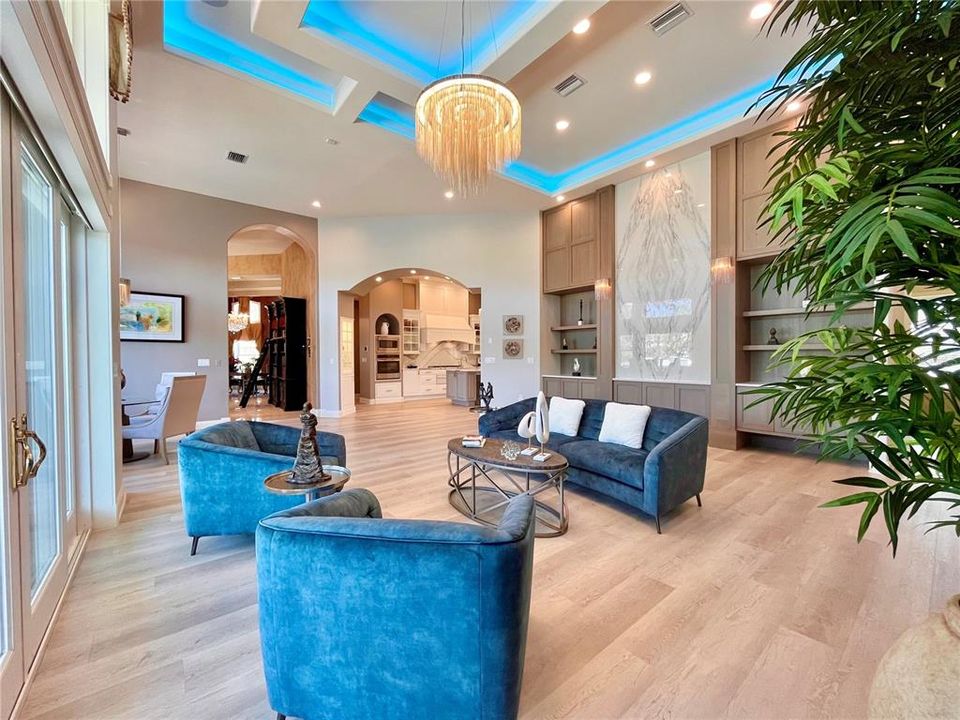 For Sale: $1,650,000 (5 beds, 6 baths, 5631 Square Feet)