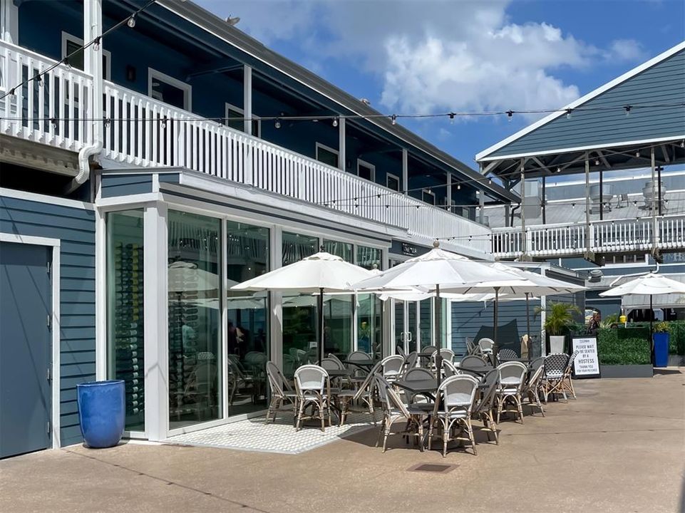 出租: $2,500 (2 贝兹, 2 浴室, 1041 平方英尺)