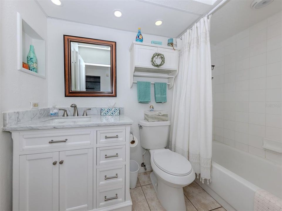 出租: $2,500 (2 贝兹, 2 浴室, 1041 平方英尺)