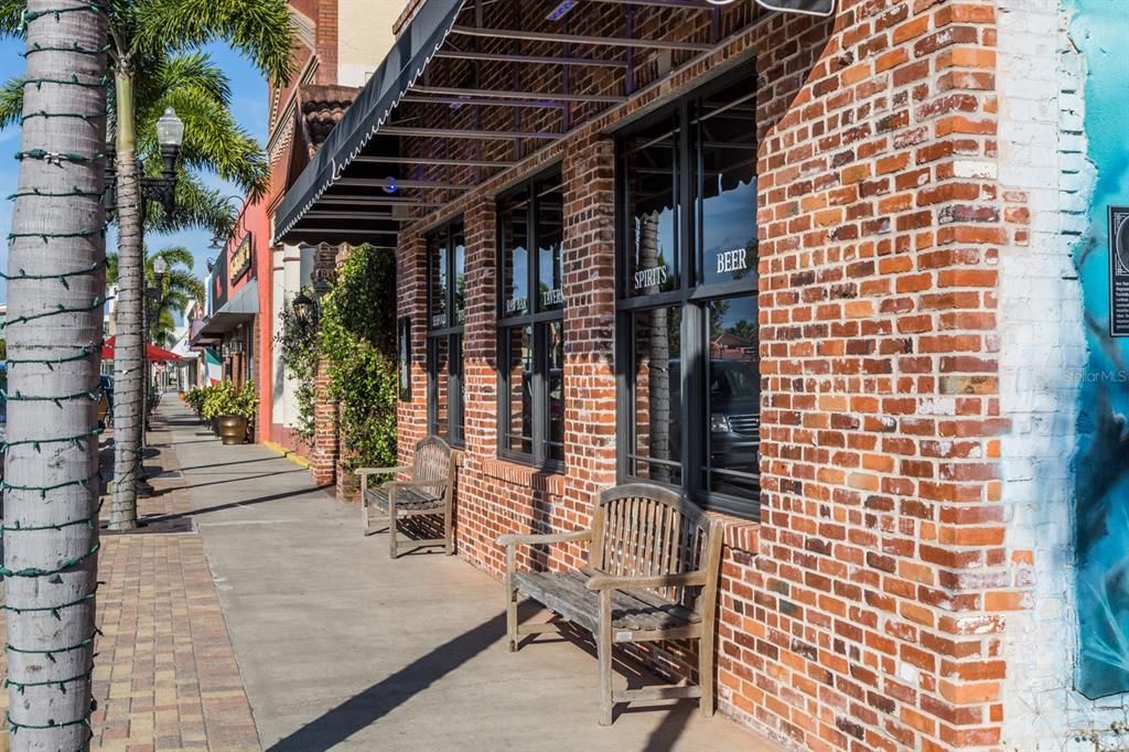 出租: $2,500 (2 贝兹, 2 浴室, 1041 平方英尺)