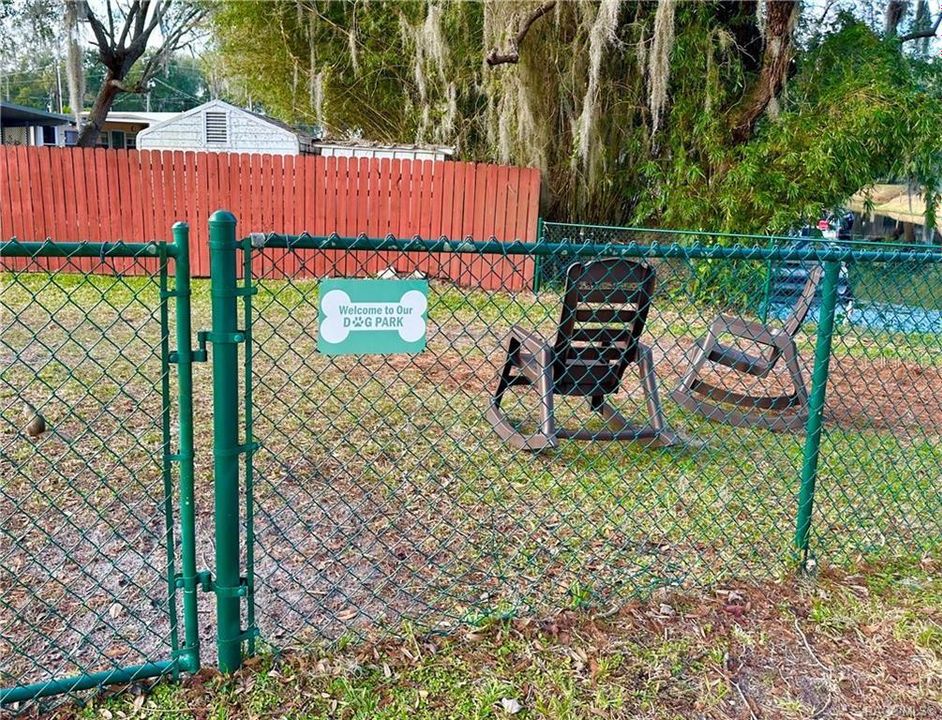 For Sale: $159,900 (2 beds, 2 baths, 959 Square Feet)