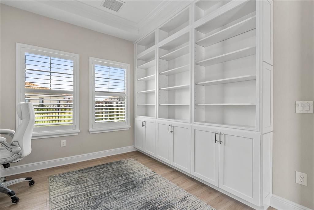 На продажу: $1,100,000 (5 спален, 4 ванн, 4210 Квадратных фут)