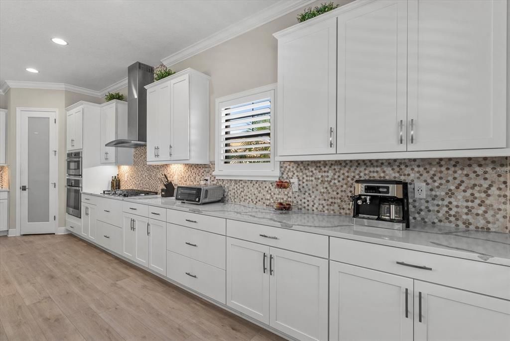 На продажу: $1,100,000 (5 спален, 4 ванн, 4210 Квадратных фут)