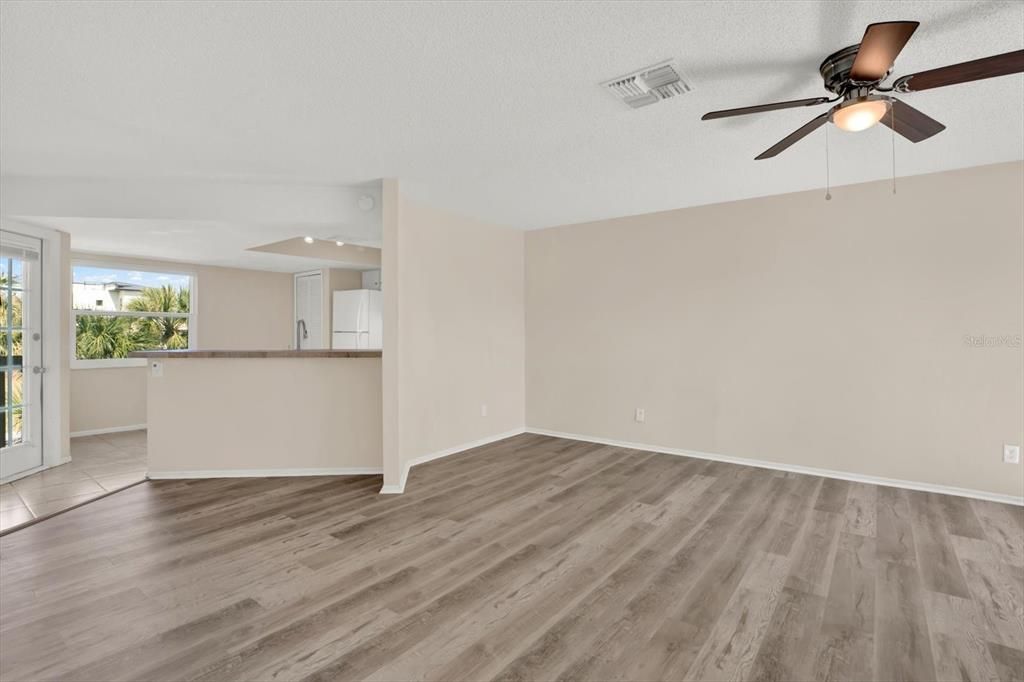 待售: $4,485,000 (14 贝兹, 14 浴室, 8575 平方英尺)