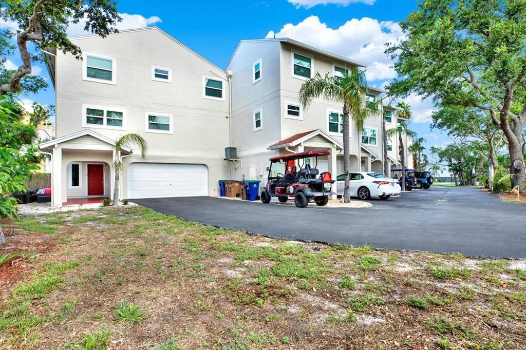 待售: $4,485,000 (14 贝兹, 14 浴室, 8575 平方英尺)