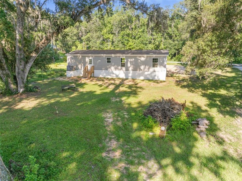 Под контрактом: $279,500 (3 спален, 2 ванн, 1493 Квадратных фут)