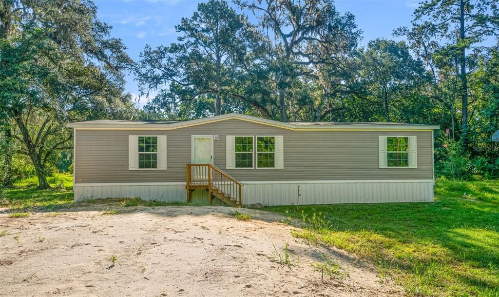 Под контрактом: $279,500 (3 спален, 2 ванн, 1493 Квадратных фут)