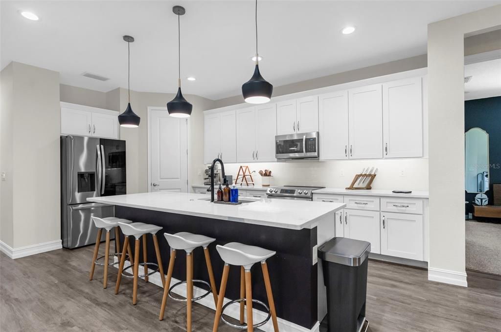 For Sale: $449,900 (4 beds, 2 baths, 2100 Square Feet)