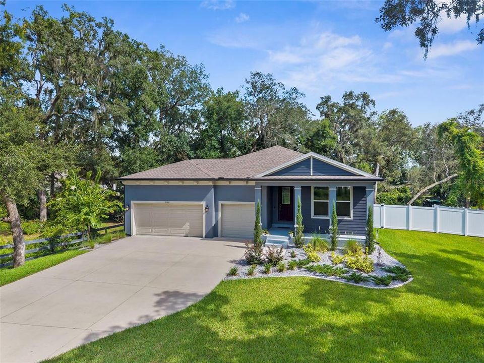 For Sale: $449,900 (4 beds, 2 baths, 2100 Square Feet)