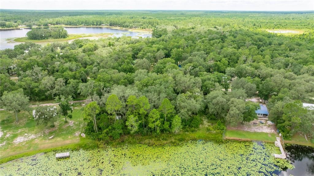 На продажу: $27,500 (0.24 acres)