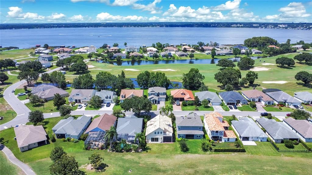 En Venta: $520,000 (3 camas, 3 baños, 2847 Pies cuadrados)