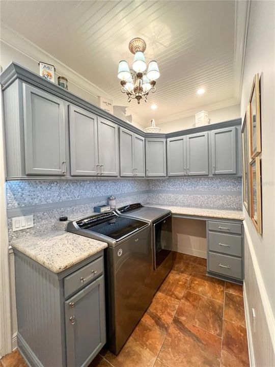 En Venta: $520,000 (3 camas, 3 baños, 2847 Pies cuadrados)