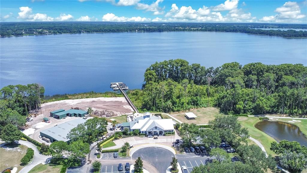 En Venta: $520,000 (3 camas, 3 baños, 2847 Pies cuadrados)