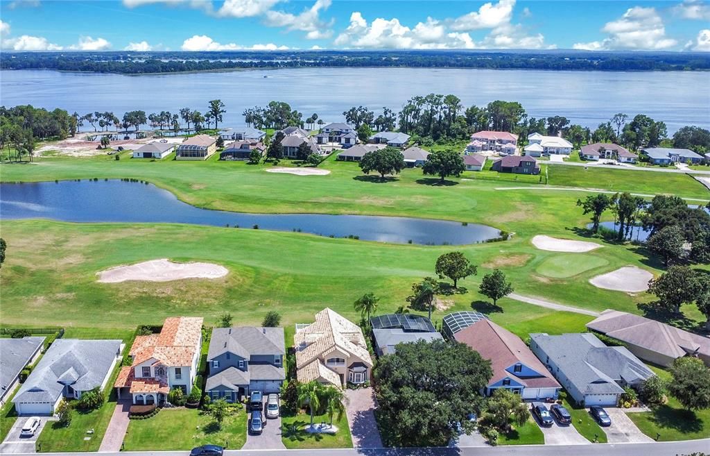 En Venta: $520,000 (3 camas, 3 baños, 2847 Pies cuadrados)