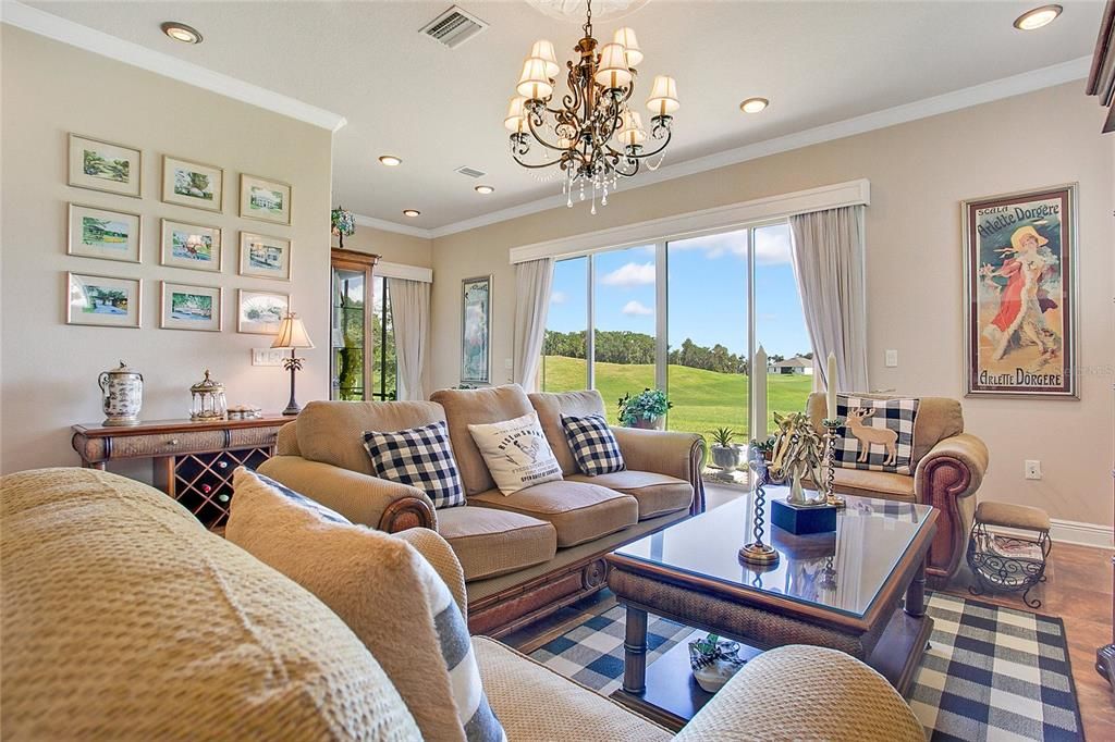 En Venta: $520,000 (3 camas, 3 baños, 2847 Pies cuadrados)