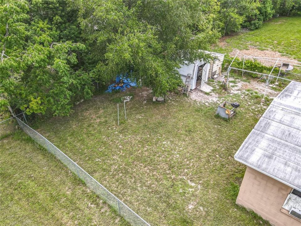 Active With Contract: $140,000 (2 beds, 1 baths, 741 Square Feet)