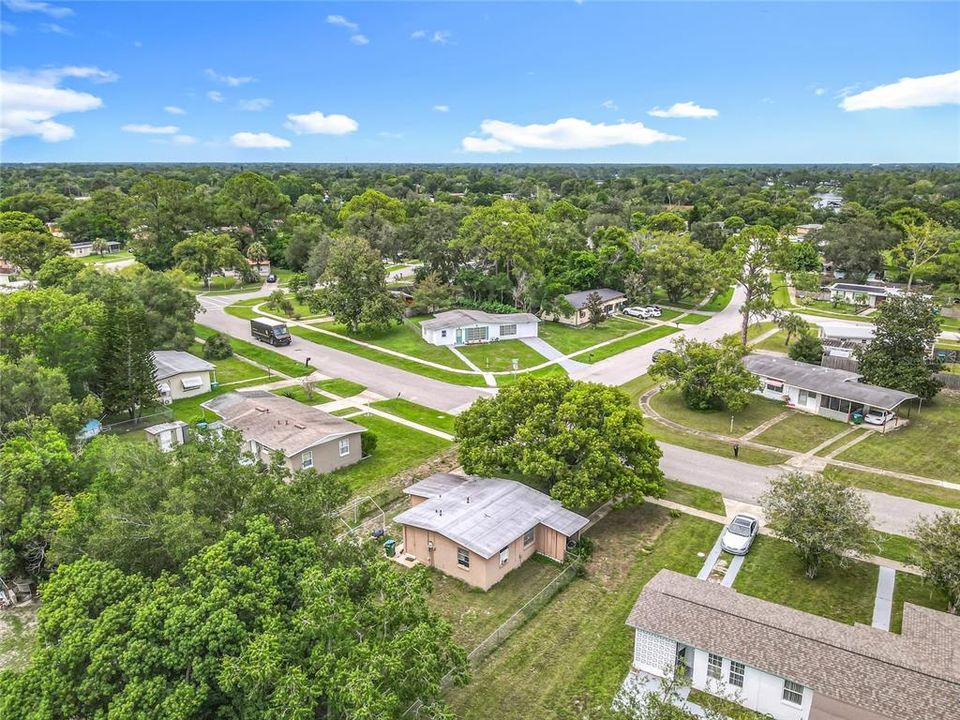 Active With Contract: $140,000 (2 beds, 1 baths, 741 Square Feet)