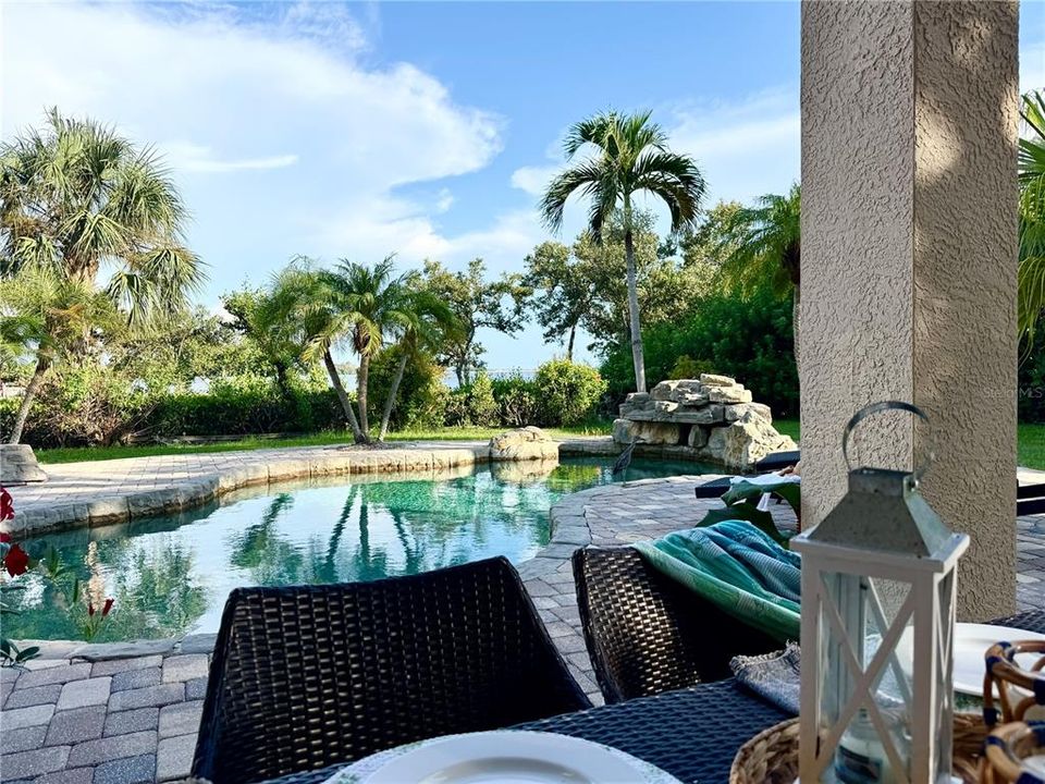 For Sale: $2,198,500 (5 beds, 3 baths, 4092 Square Feet)