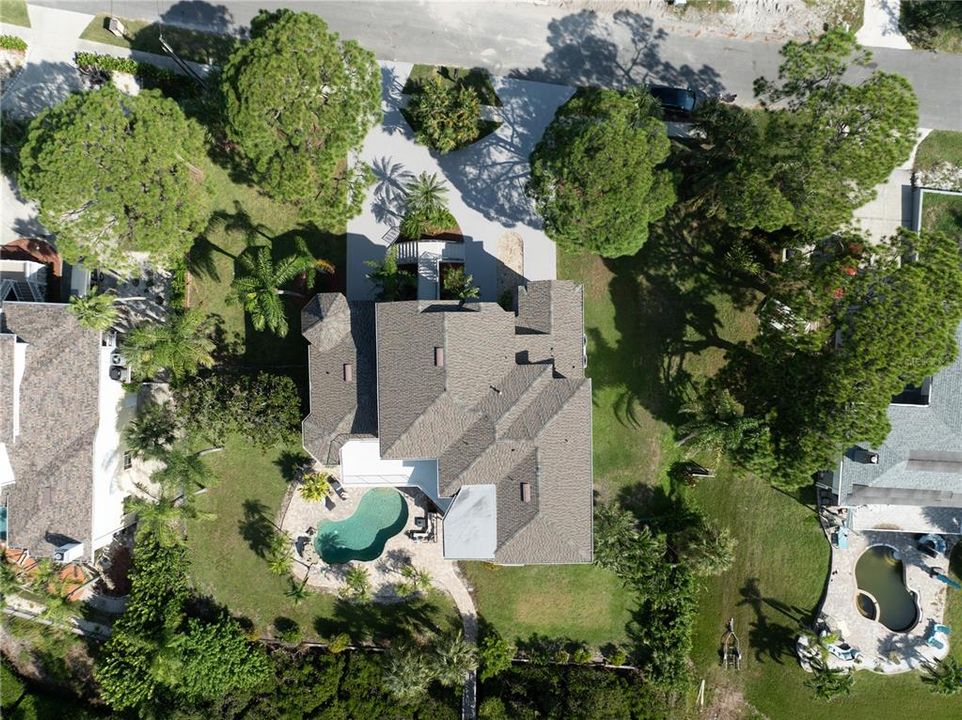 For Sale: $2,198,500 (5 beds, 3 baths, 4092 Square Feet)