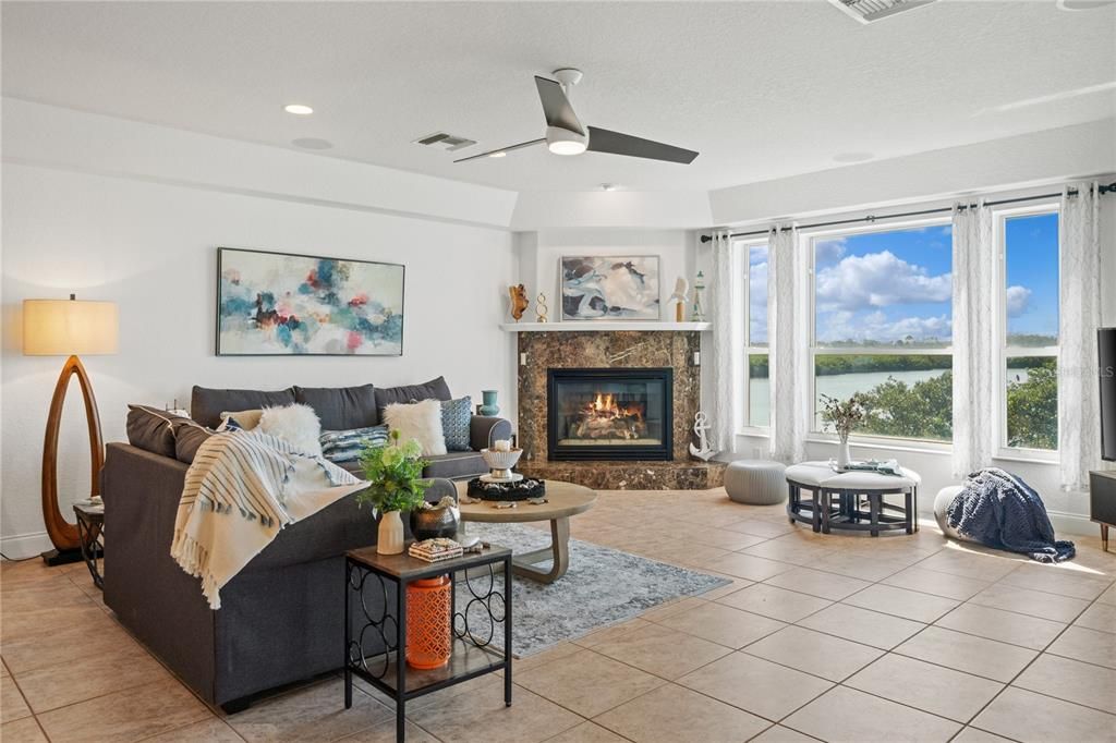 For Sale: $2,198,500 (5 beds, 3 baths, 4092 Square Feet)