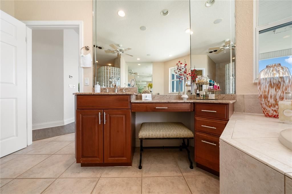 For Sale: $2,198,500 (5 beds, 3 baths, 4092 Square Feet)